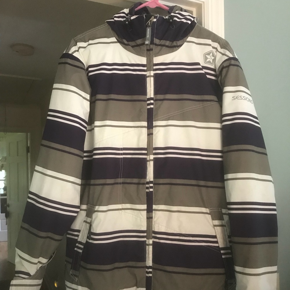 Ski/snowboard jacket